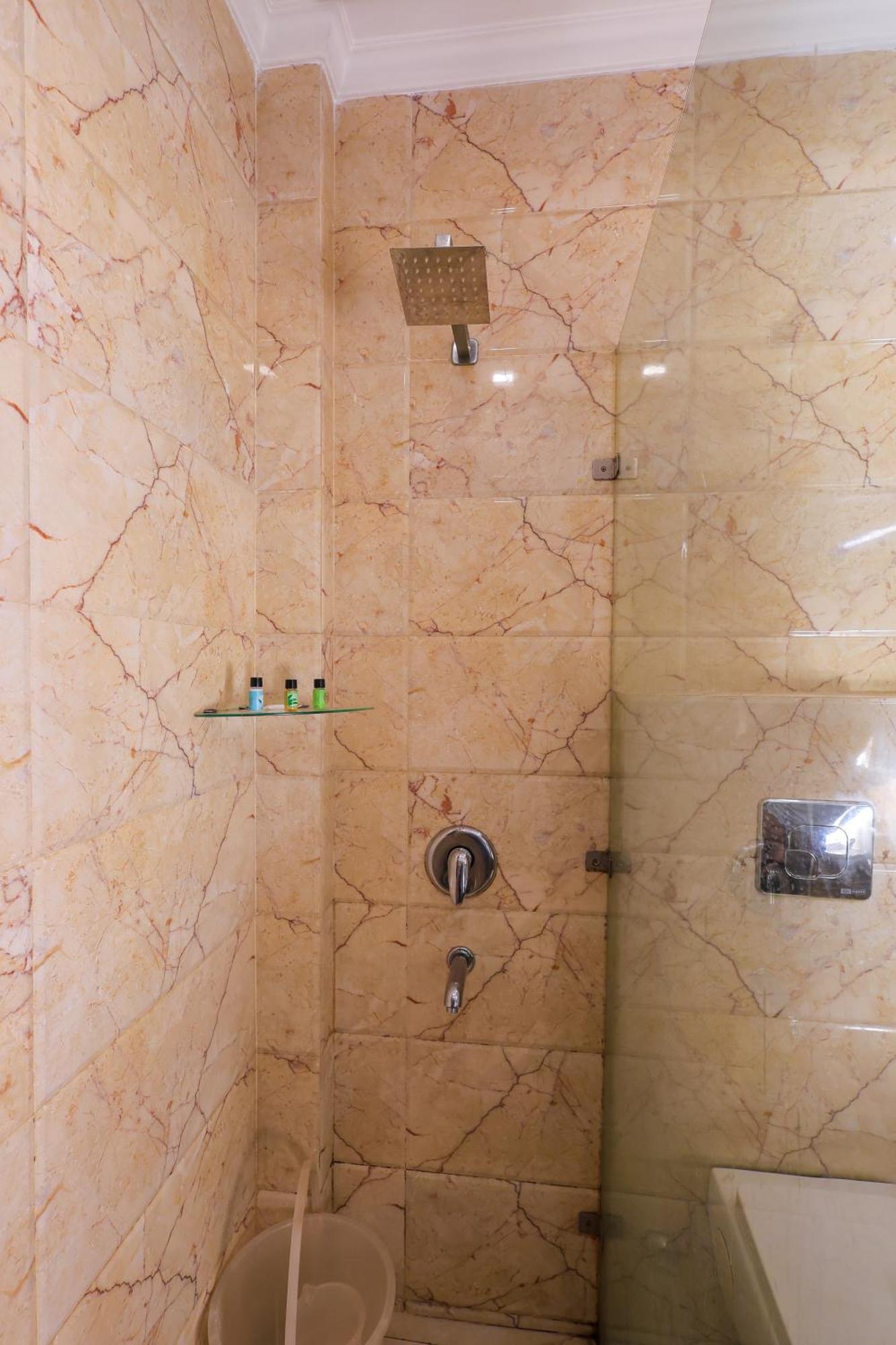 Nikko Blue - Boutique Hotel Ґурґаон Екстер'єр фото
